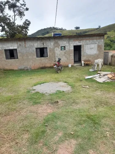 Chácara 1.250m² em Borda da Mata - água de mina - contrato - R$150 mil