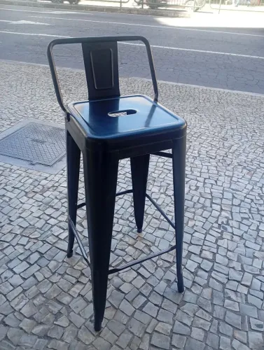 8 Banquetas Altas Industriais de Metal - Bar/Lanchonete - R$ 1.790