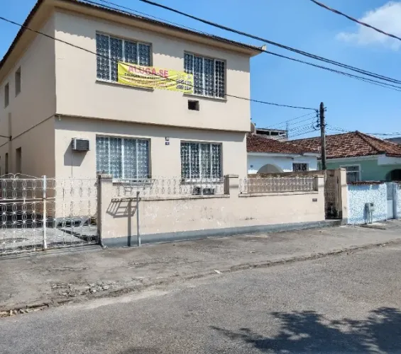 Aluga-se apartamento situado próximo ao RPMont - Campo Grande