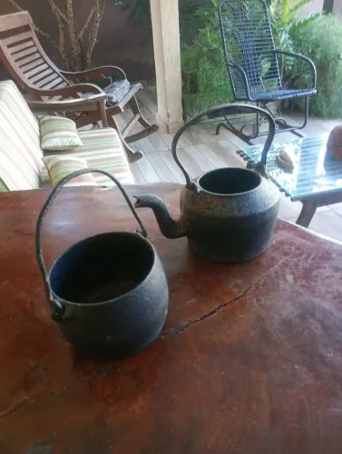 Panela de ferro fundido antiga 