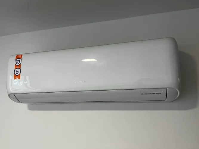 Ar-Condicionado Split Inverter 9000 BTUs Gree G-Top Auto Connection High Wall Só Frio