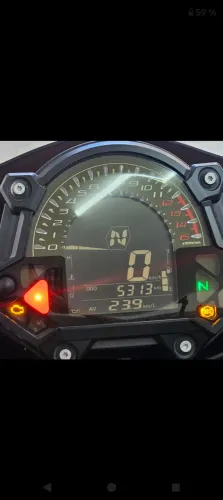 Kawasaki Z400 como nova!