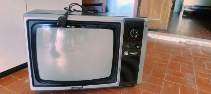 Tv antiga