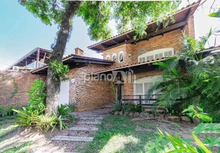 Casa Comercial para aluguel, com 227,22m², 4 quartos 1 suíte - Centro - Gravataí / RS por 