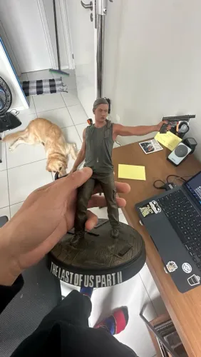 ESTÁTUA ABBY THE LAST OF US