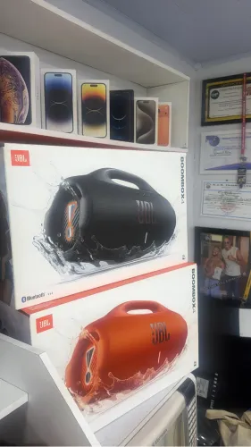 Jbl bombox 4