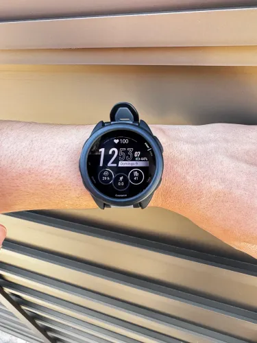 Relógio Garmin Forerunner 165