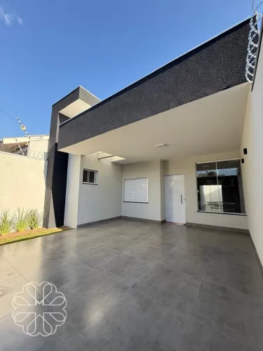 CASA À VENDA | RESIDENCIAL TUIUTI - MARINGÁ/PR