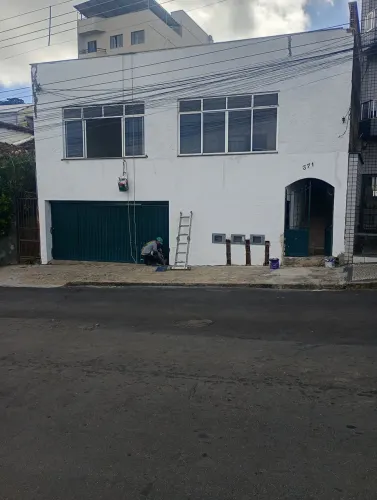 3 casas no mesmo terreno