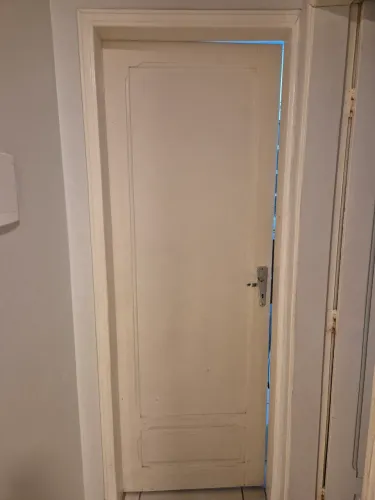 Procuro porta de madeira maciça 