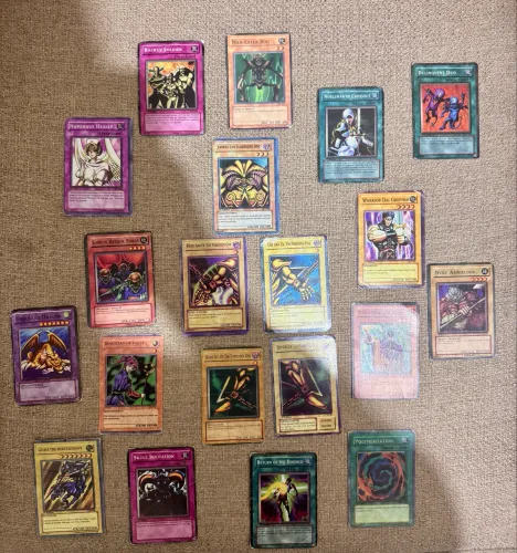 CARTAS YU-GI-OH - EXODIA COMPLETO + CARTAS CLÁSSICAS