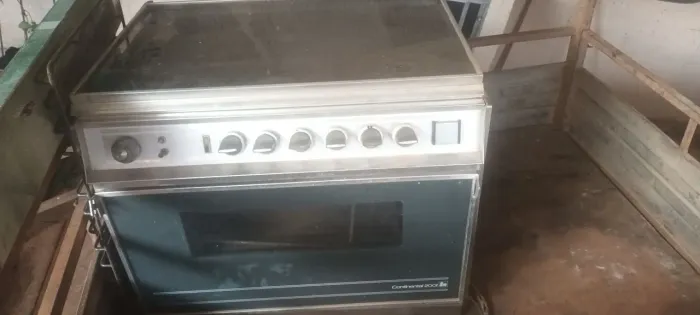 Vendo fogão de bancada continental usado.