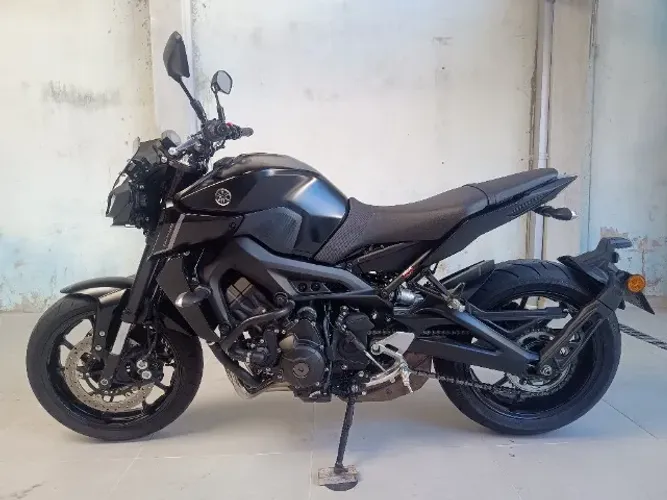 Vendo mt09 2025 , único dono!