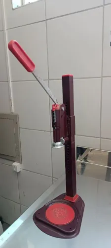 Tampadora / Recrave de garrafa