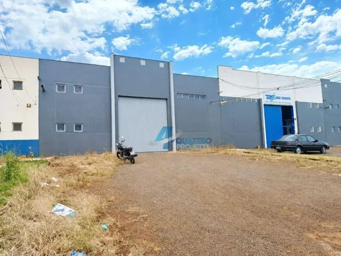 Barracão para alugar com 980 m² na PR 445 - Londrina