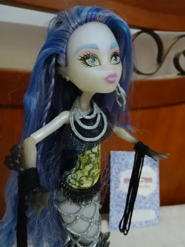 Boneca monsther high Sirena Von Boo Freaky Fusion !!!