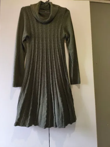 Vestido de Tricô cor Verde tamanho M