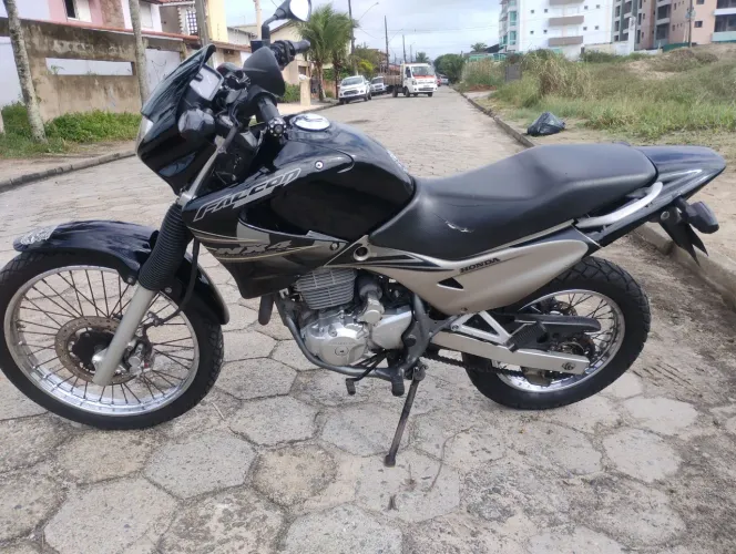 Falcon em excelente estado