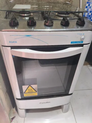 VENDO FOGÃO EM ÓTIMO ESTADO
