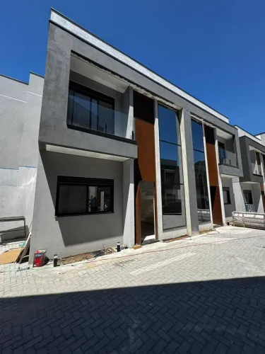 Casa á Venda em condomínio fechado na praia de Boiçucanga