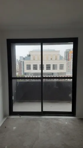 Porta de Correr Vidro 2,00L X 2,30A - Nova - Completa - 3 Unidades - Retirar em Pinheiros