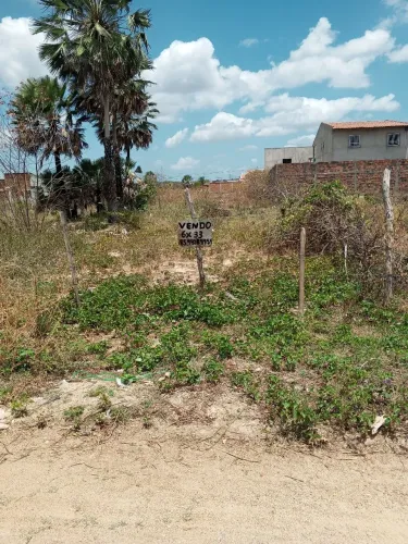 Vendo terreno na pacatuba!! Recebo moto como parte do valor