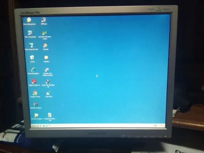 Monitor Samsung SybcMaster 710N