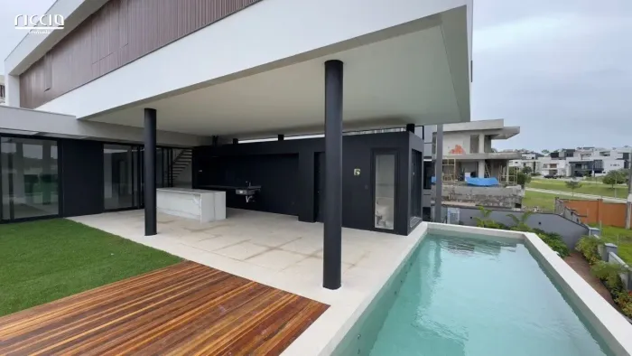 Alphaville 2 - Sobrado a venda na planta- 4 suítes, 500 m² terreno sem vizinhos de fundos