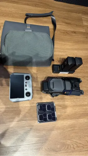 DJI Mavic 3 Pro Completo + DJI RC + Filtros Freewell + 3 Baterias