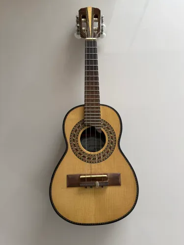 Cavaquinho Juruna luthier