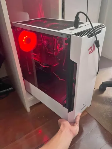 PC GAMER i5 9400F GTX 1650 16GB RAM SSD ACEITO TROCA SÓ 12X 206 ENTREGO MUITO RÁPIDO PARA 
