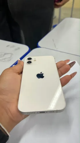 IPHONE 12 - 64GB
