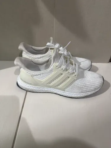 Tênis adidas ultraboost 1.0