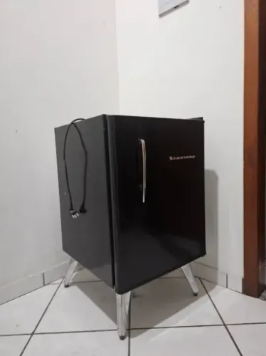 Frigobar Brastemp Retrô 76 Litros