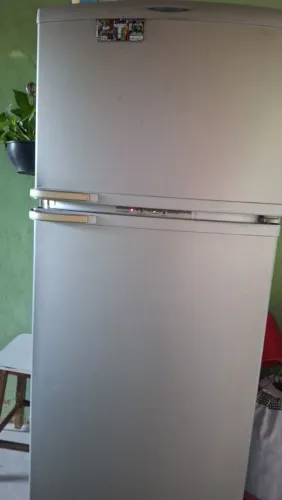 Geladeira Brastemp Frost Free funcionando perfeitamente 