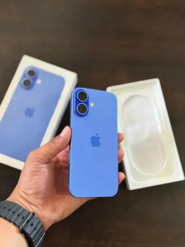 iPhone 16 128gb SEMINOVO, todo original Apple, bateria 98%