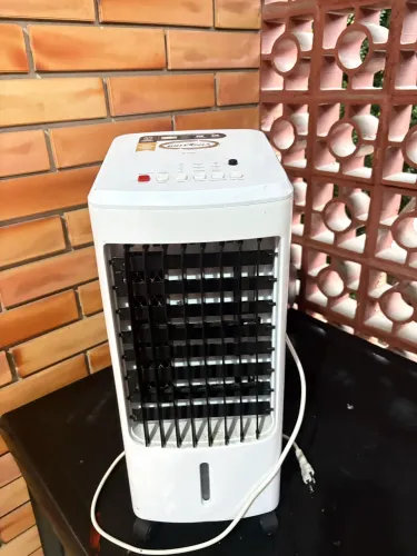 Climatizador De Ar Britânia Bcl05fi 4 Em 1 3,2l Cor Branco
