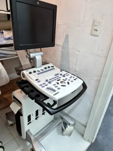 Aparelho ecocardiograma Vivid S5