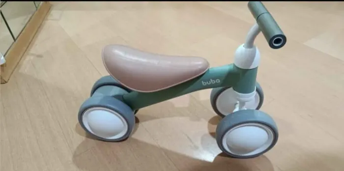Bicicleta de equilíbrio Buba