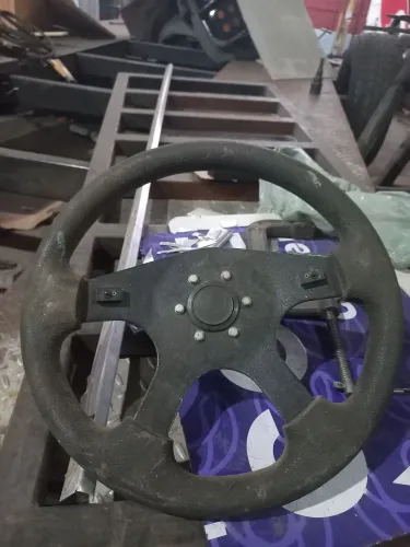 Volante usado original esportivo