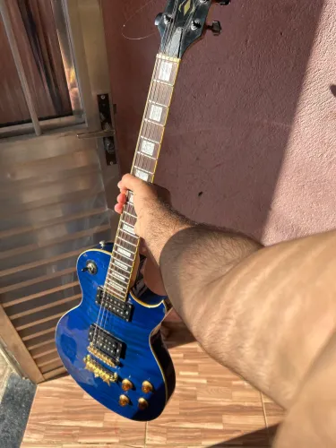 Guitarra Les Paul Golden