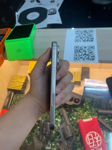 iphone 16 pro titanio natural
