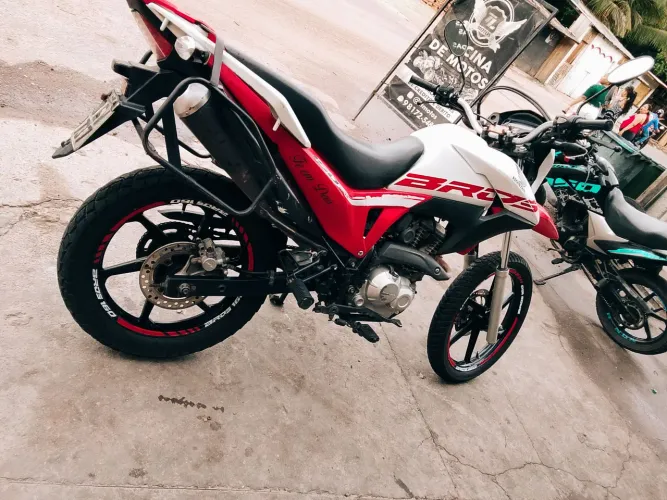 Moto bros