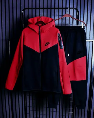 Camisas de frio Nike e Tomy por apenas 100$