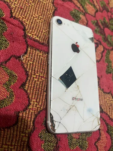 iPhone 8