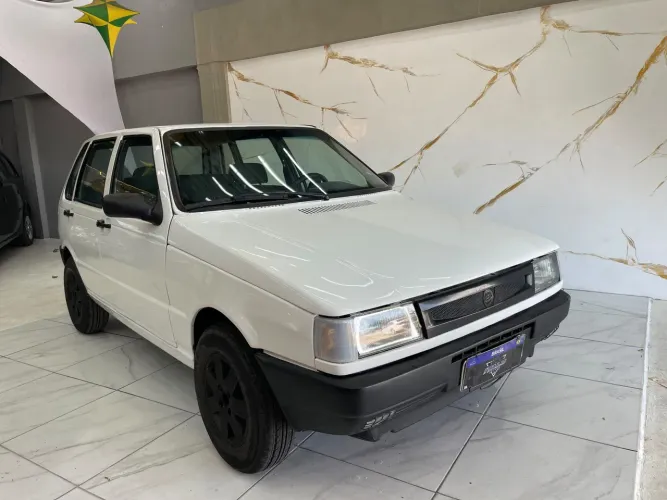 Fiat Uno Mille 1.0 Fire/ F.flex/ Economy 2P 2002