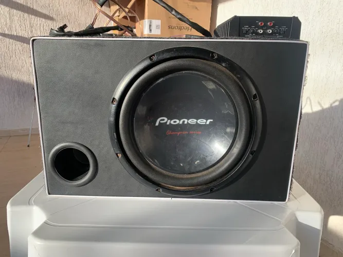 Subwoofer Pioneer + Amplificador Soundigital 800.4D EVO