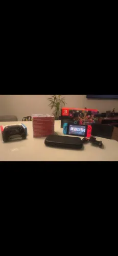 Vendo Nintendo Switch V2 bloqueado, com vários jogos AAA!!