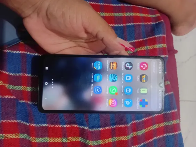 Vendo celular 06 250