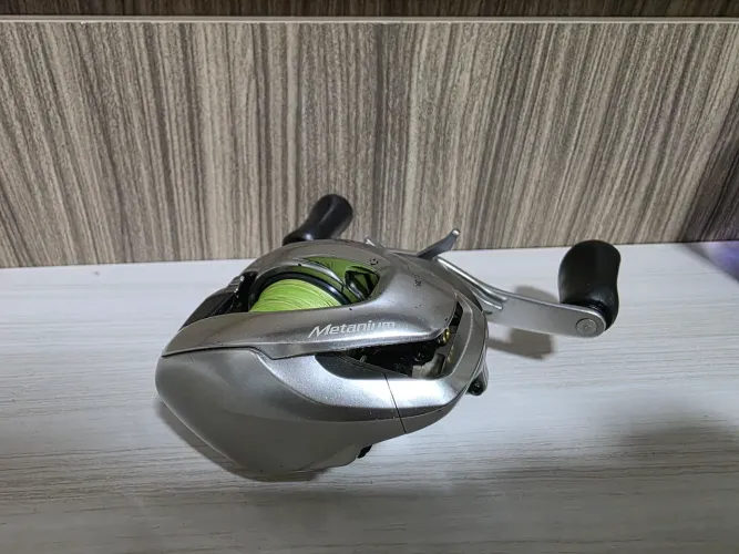 Carretilha Shimano Metanium MGL esquerda. Zeradinha